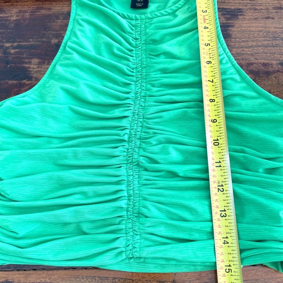 House of Harlow 1960 Vibrant Green Skirt Set - Picture 6 of 8